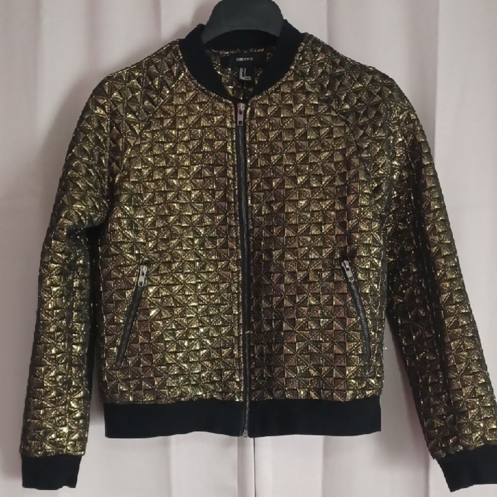 Forever 21 Metallic Gold Quilted Bomber Jacket, Full Zip, Pockets